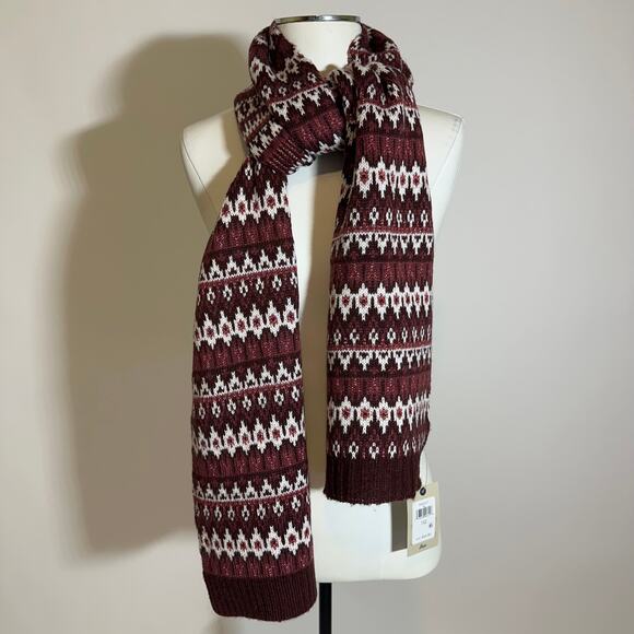 NWT G.H. Bass Knit Metallic Red Pink Glittery Warm Comfy Winter Neck Scarf OS - Picture 1 of 9